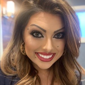 Meet your Posher, Mallory